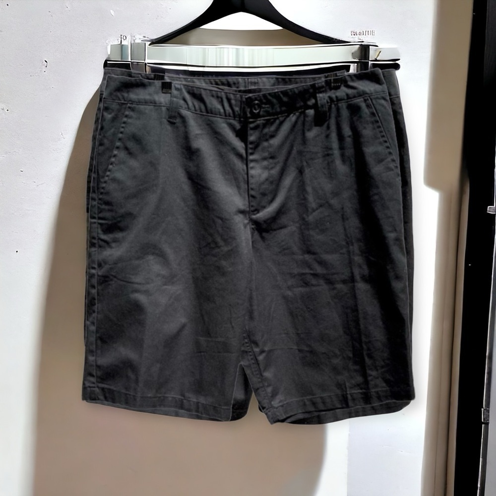 🌻NEW NWOT O'Neill Black Relaxed Fit Shorts Size 38